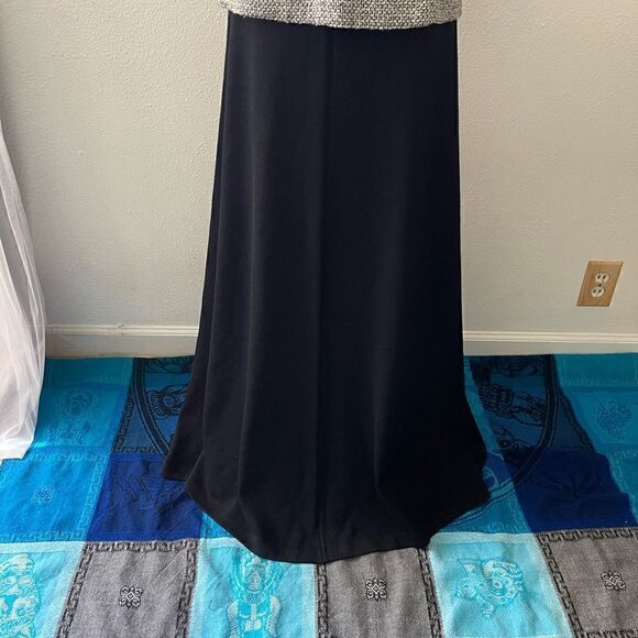 ST.JHON by Marie gray black maxi skirt size 6 - Picture 7 of 15